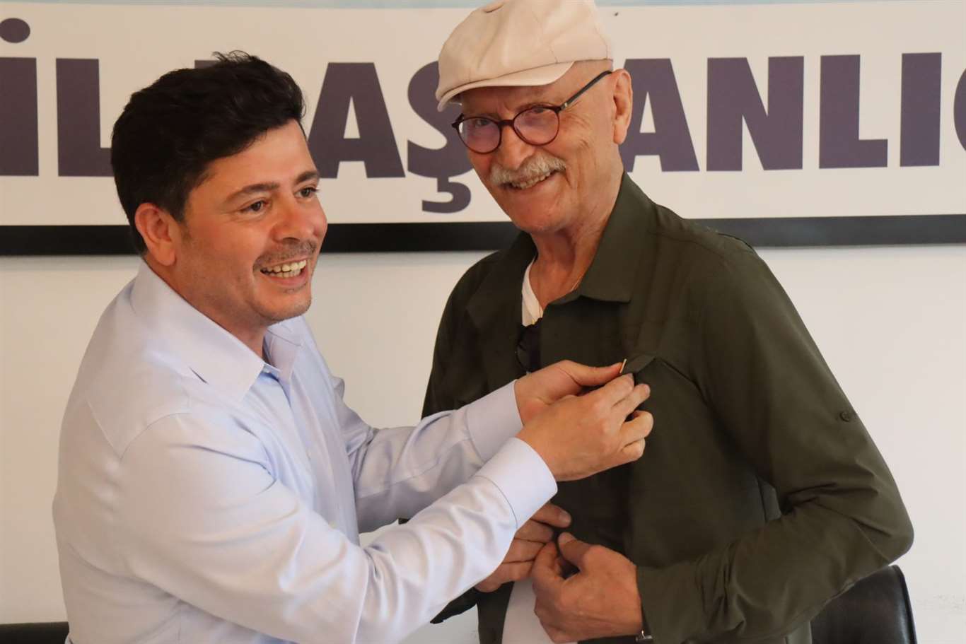  Hüseyin Anıl 12 yıl sonra CHP'ye döndü haberi